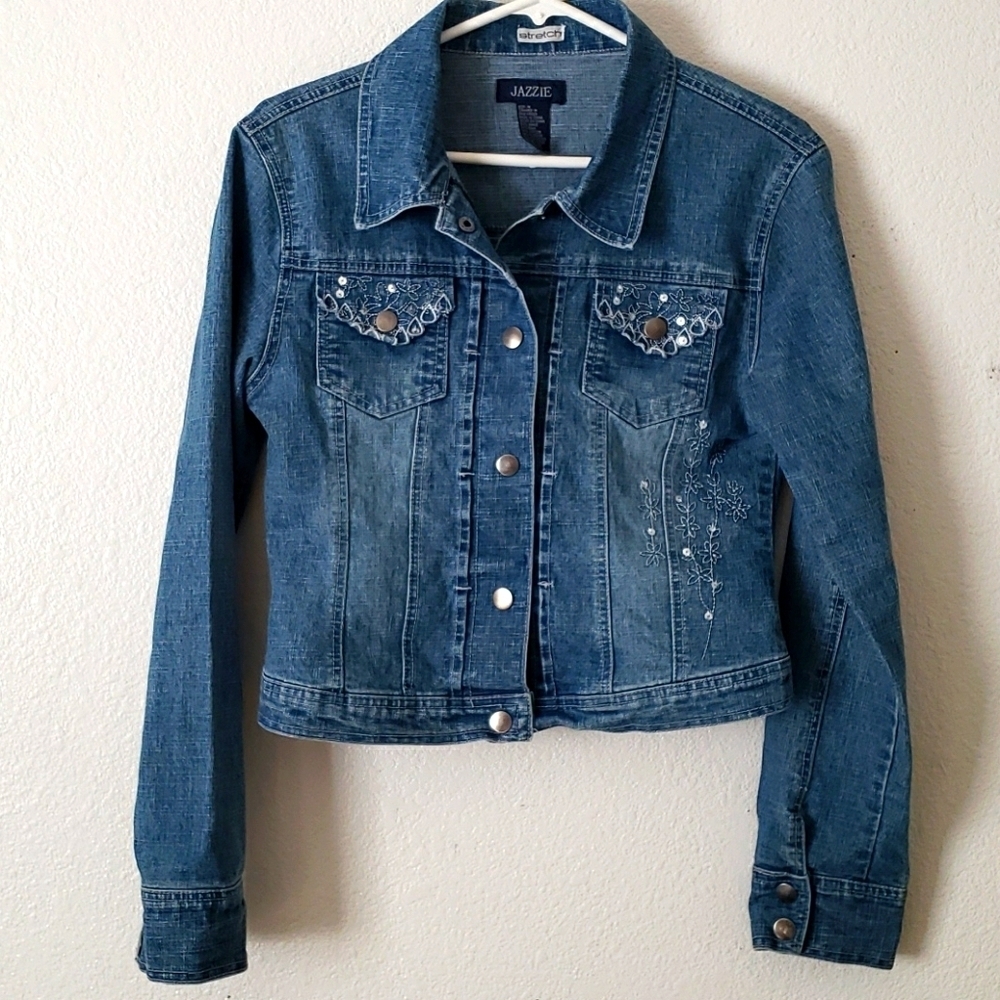 Jazzie Embroidered w/sequins Stretch Jean Jacket Size M